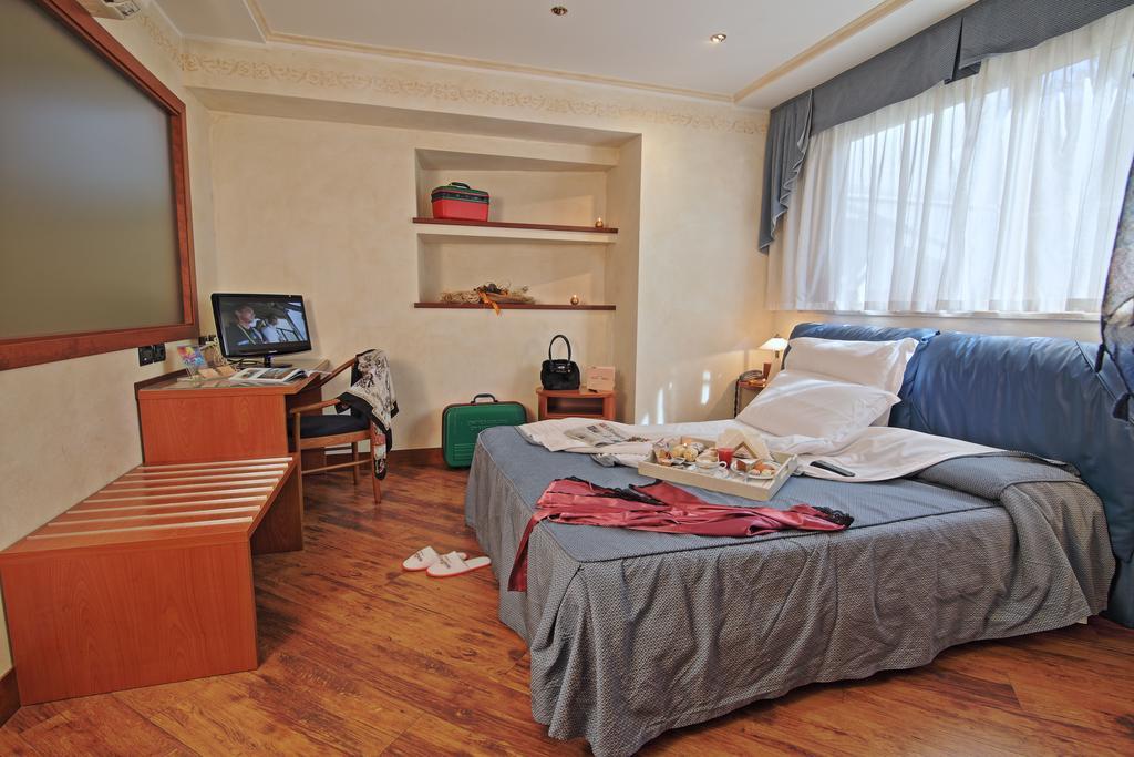 Hotel Aurora Wellness & 3*