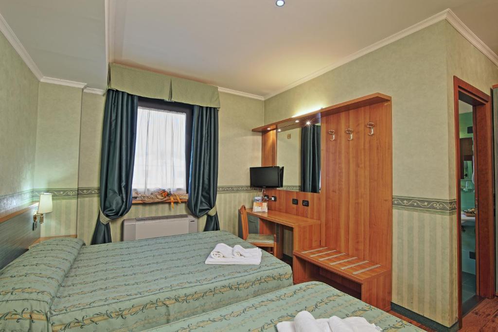 Aurora Wellness & 3*
